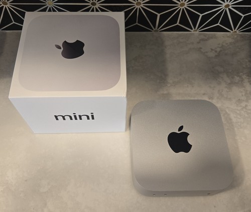 Apple mac mini - desktop, chip